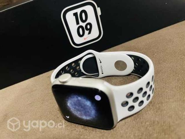 Apple Watch Nike SE