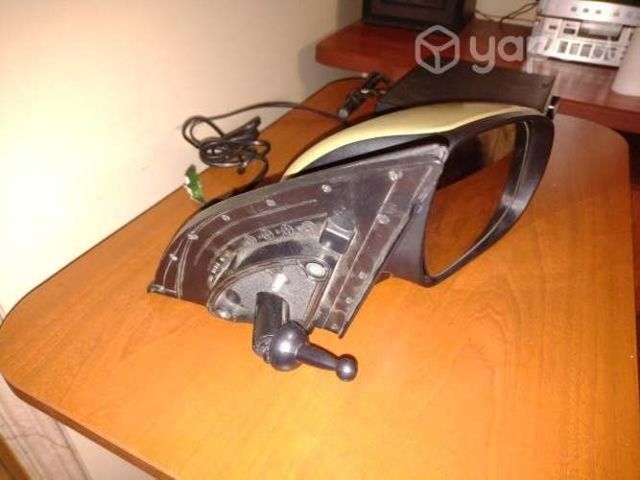 Espejo Hyunday accent 2010 izquierdo