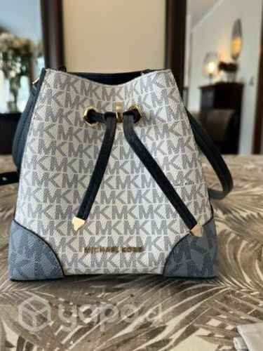 Cartera Michael kors 3 usos original