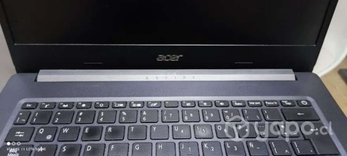 Notebook Acer Aspire 5 con cargador original