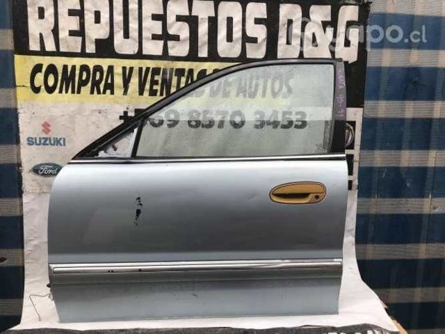 Puerta delantera izquierda Hyundai sonata