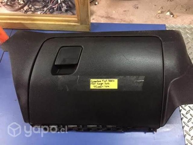 Guantera tablero Fiat doblo maxi cargo 2013