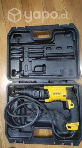 Rotomartillo electroneumático DeWalt D25133K