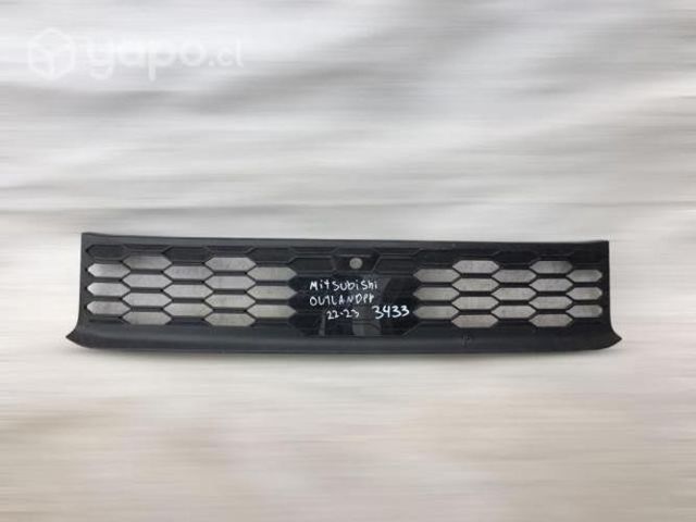 Rejilla mitsubishi outlander 2022-2023