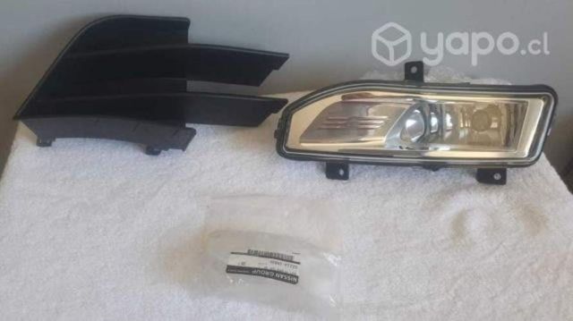 Neblinero delantero derecho nissan kicks advance