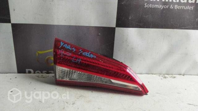 Foco trasero Yaris sedan 2018 a 2023 Lh 2.0
