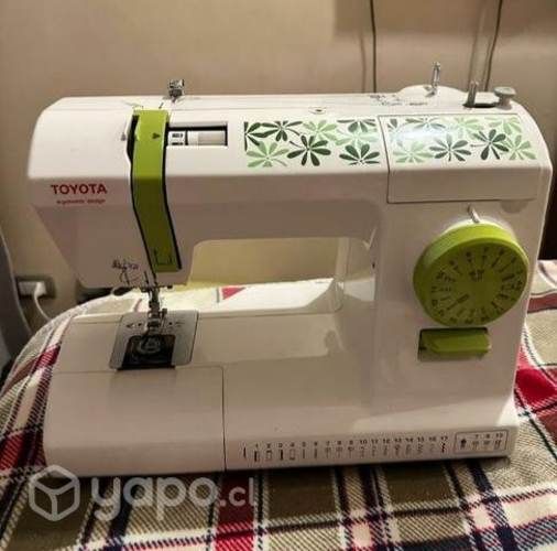 Máquina de coser Toyota Eco 17-C