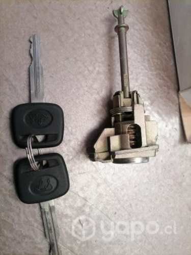 Cilindro puerta + 2 Llaves Toyota yaris