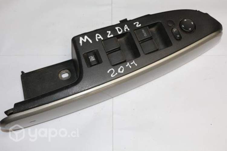 Botonera Mazda 2 1.5 2011