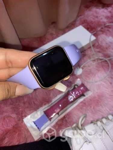 Apple Watch SE 40 mm Rose Gold