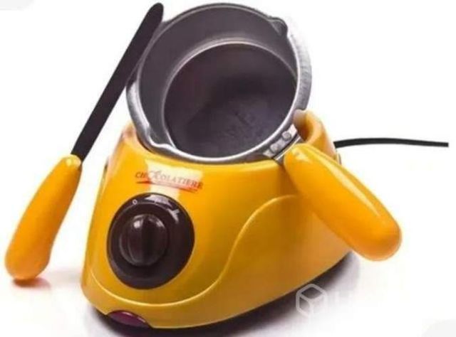 Olla para derretir chocolate y queso