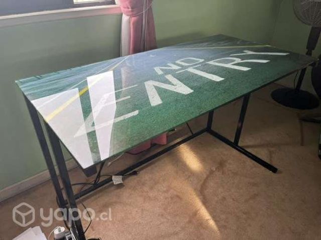 Escritorio de vidrio