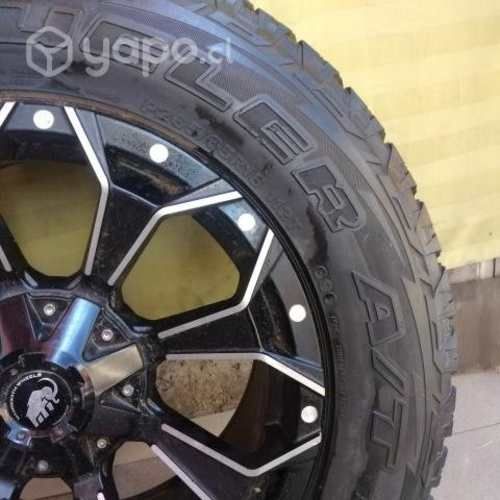 Neumatico 265/65 R18 Bridgestone