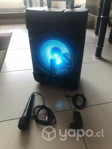 Parlante como nuevo