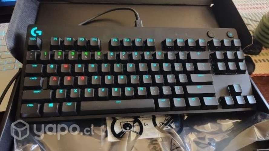 Teclado Logitech G PRO TKL profesional nuevo.