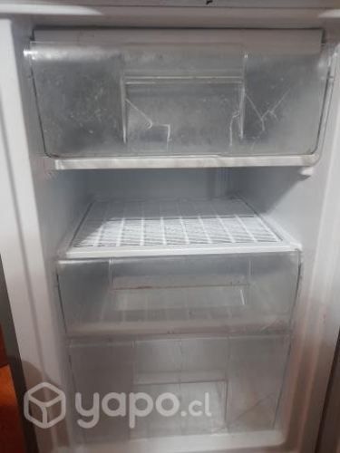 Refrigerador mademsa