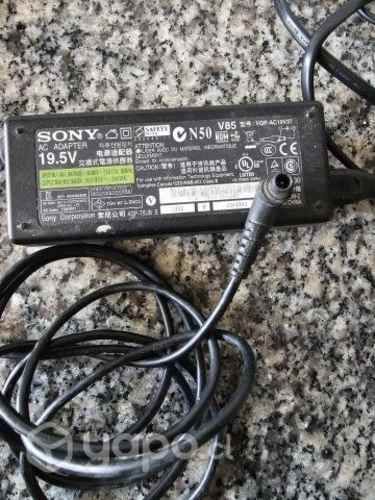 Cargador sony original notebook