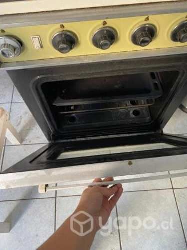 Cocina antigua 4 platos+horno