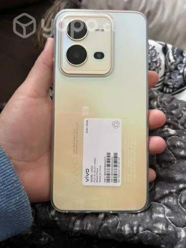 Vivo v25 white