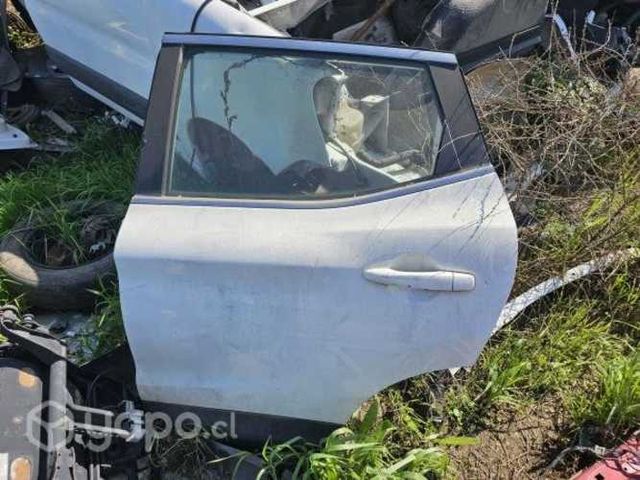 Puerta trasera nissan qashqai 2016