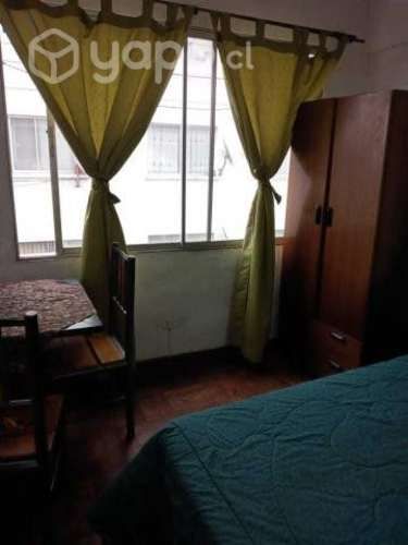 Arriendo piezas caballero solo