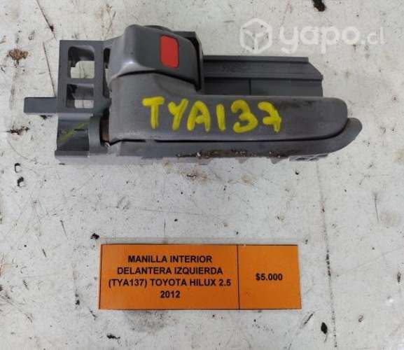Manilla Int del izq (TYA137) Toyota Hilux 2012