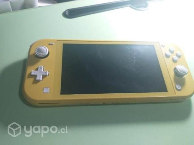 Nintendo switch lite color amarilla