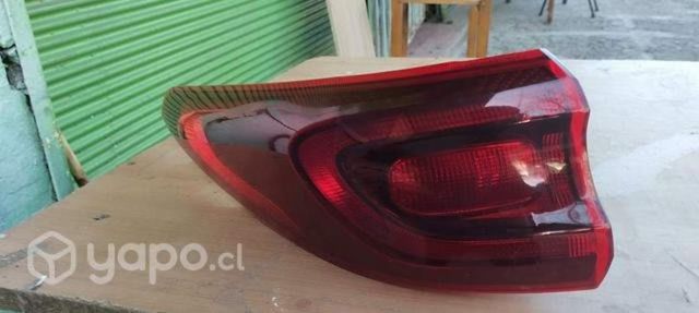 Foco izquierdo kia Sportage 2019-2022 impecable