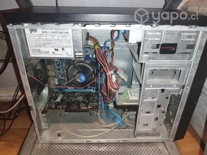 Computador PC y monitor