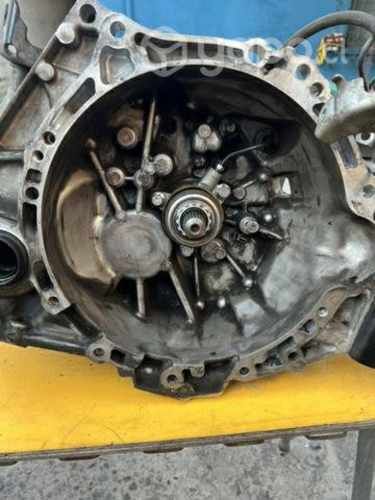 Caja de cambio Toyota corolla 1.8 para reparar