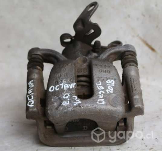 Caliper trasero izquierdo Skoda Octavia 2.0 2018