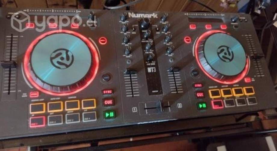 controlador numark mixtrack 3