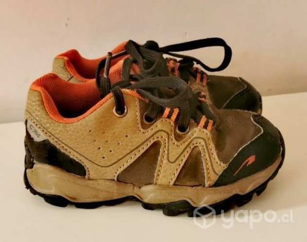 Zapatillas Niño, Colloky, Talla 25.