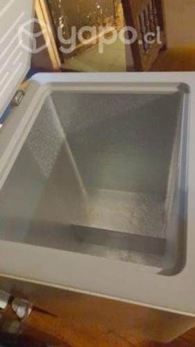 Congelador vertical midea