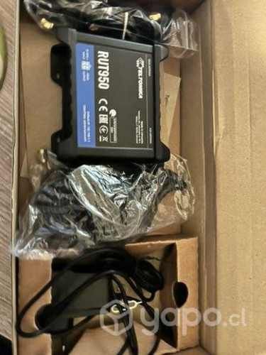 Equipo Router Industrial Wifi RUT650