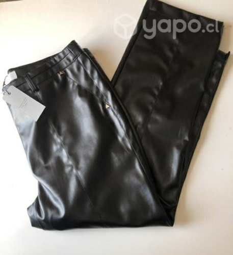 Pantalón eco cuero