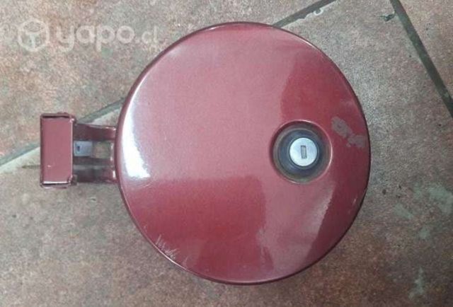 Tapa de combustible Mahindra Pick Up año 2012