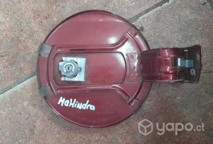 Tapa de combustible Mahindra Pick Up año 2012