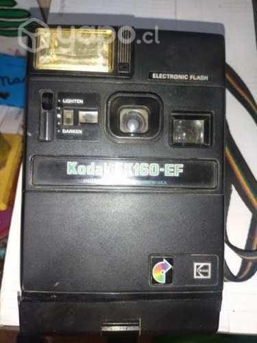 Cámara antigua pollaroid