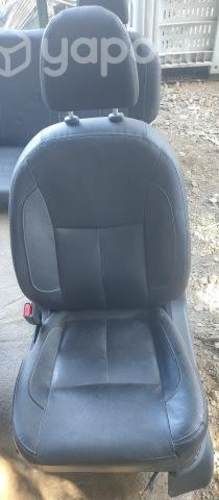 Juego Asientos Cuero (RAK004) Renault Alaskan 2.3