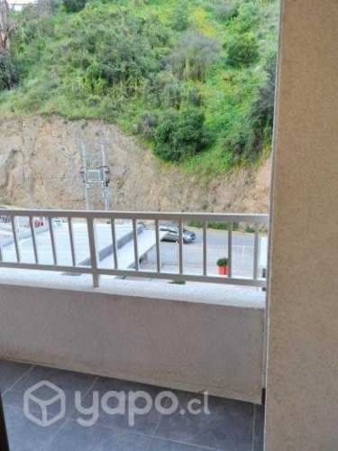 Arriendo 2D y 1B. Valle Los Ingleses 3. Valpo