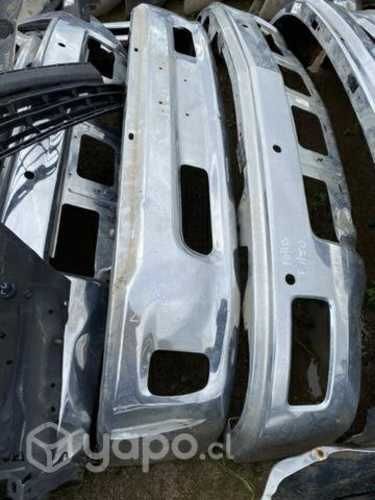 Parachoque dodge ram