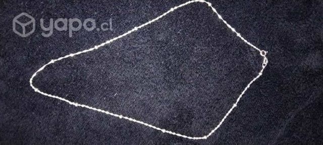 Cadena de plata nueva