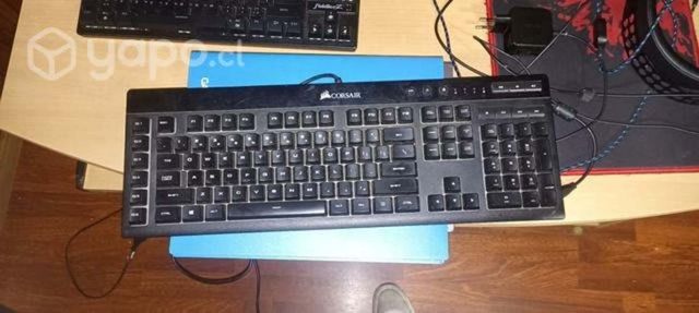 Teclado Corsair k55 de membrana