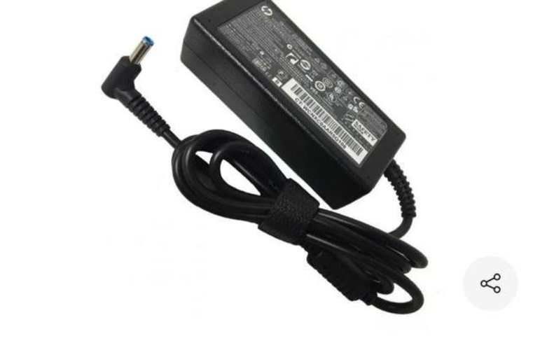 cargador HP original punta azul 65w