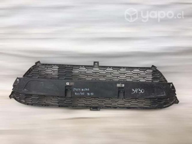 Rejilla mahindra kuv