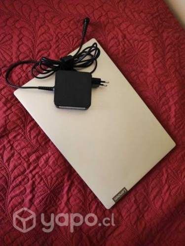 Notebook IdeaPad marca Lenovo