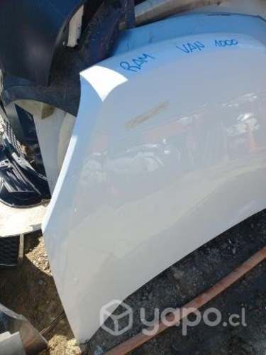 Capot RAM Van 1000 ORIGINAL impecable
