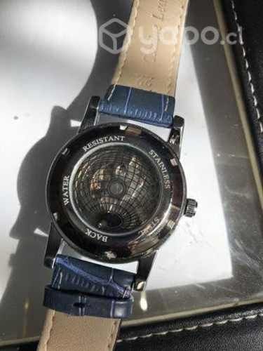 reloj automático nuevo
