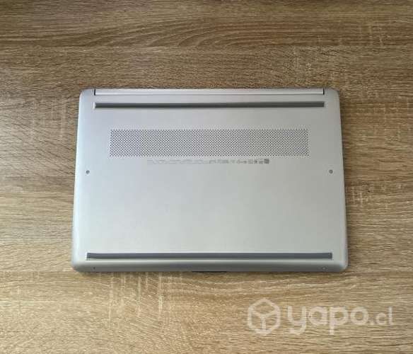 Laptop hp 14-dq2025la en perfecta condición